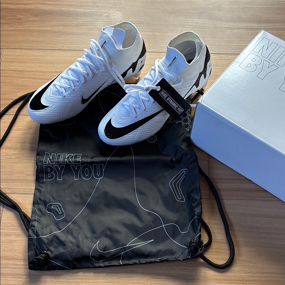 BRAND NEW!! Custom Nike White and Black Soccer Cleats